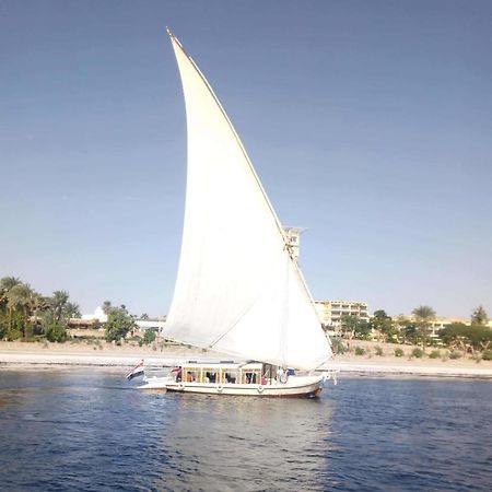 Hotel Nile Felucca Adventure Asuán Exterior foto
