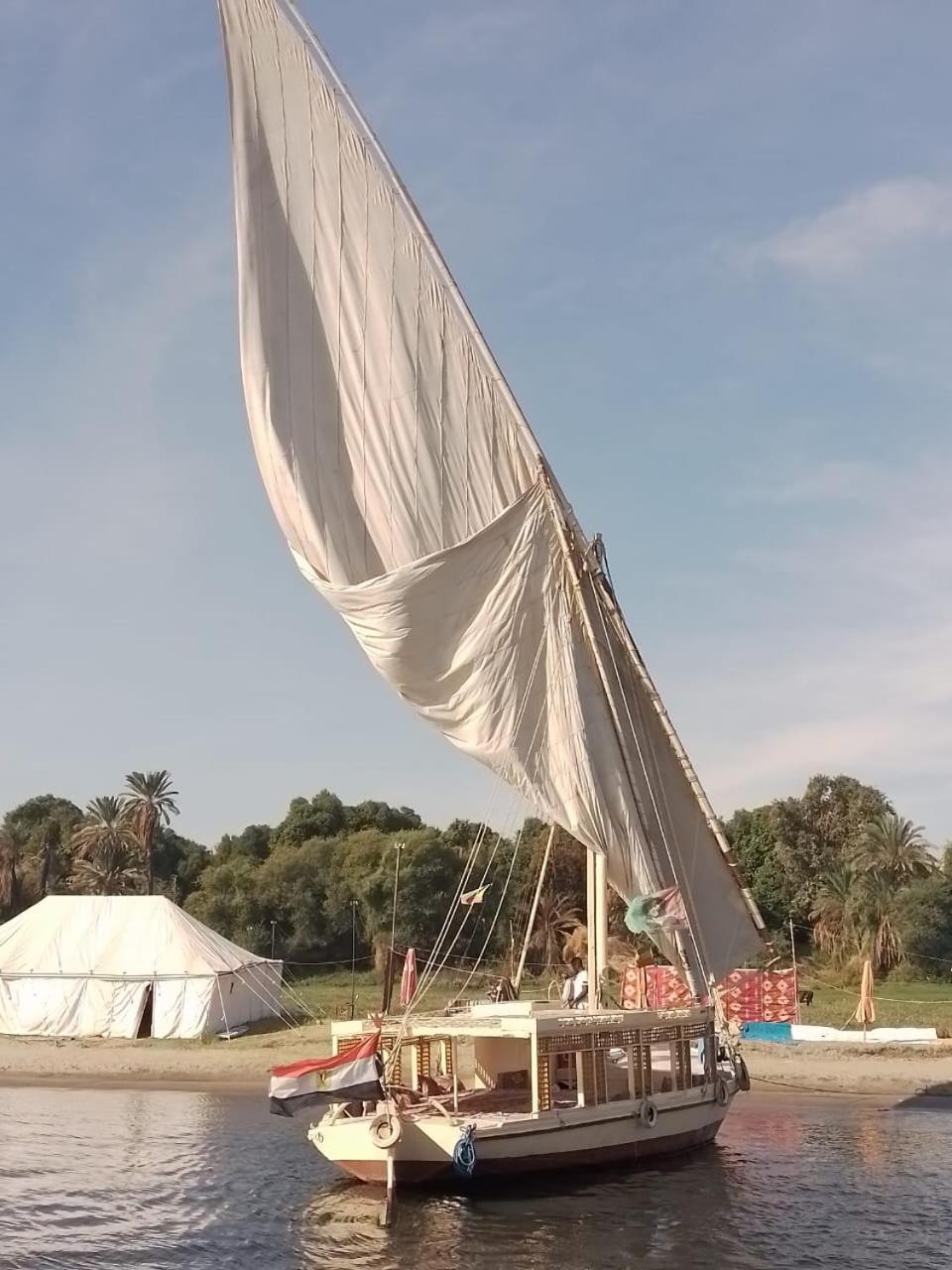 Hotel Nile Felucca Adventure Asuán Exterior foto