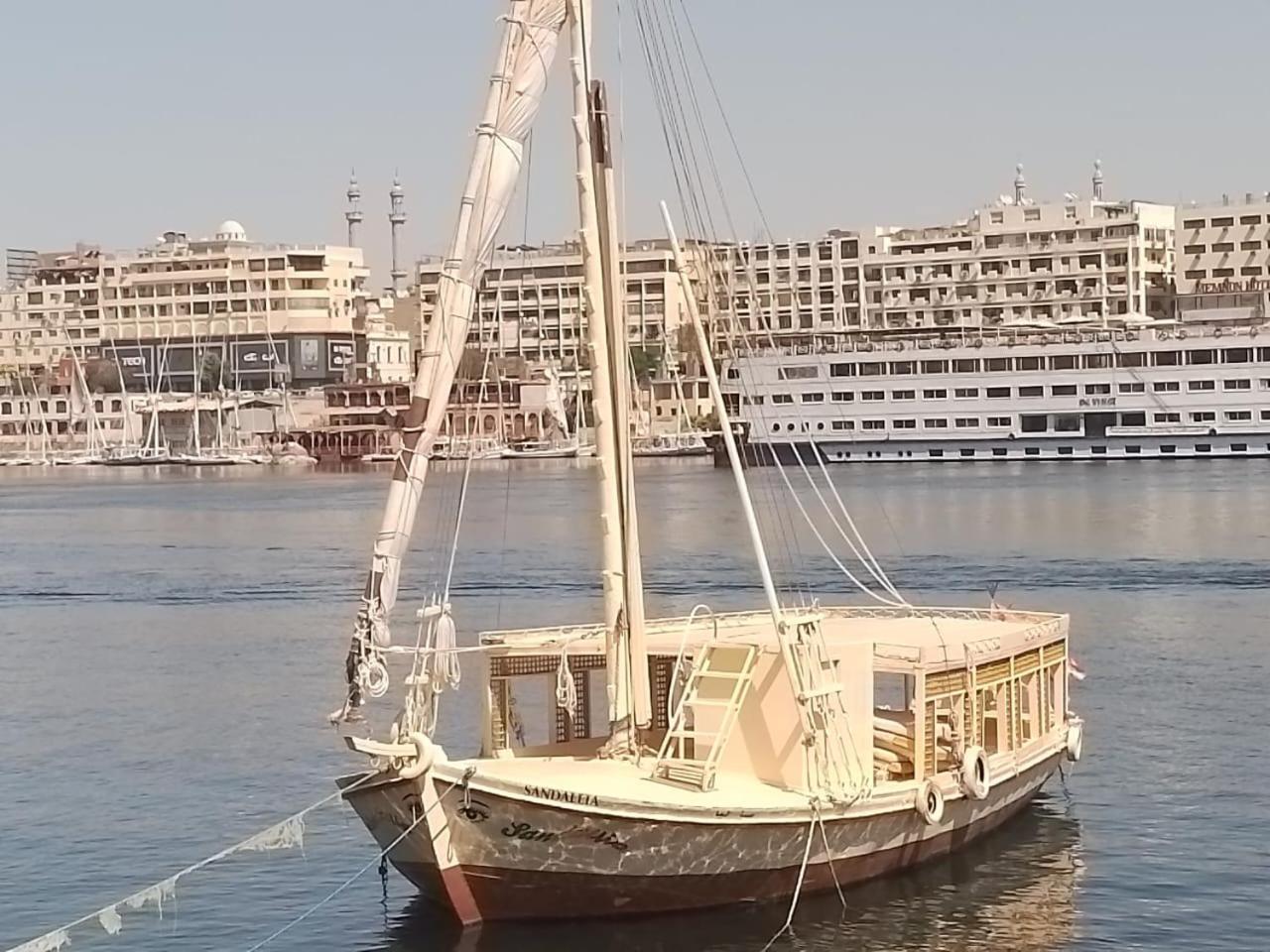 Hotel Nile Felucca Adventure Asuán Exterior foto
